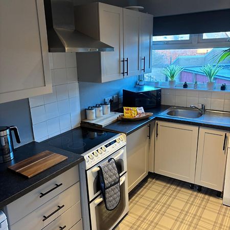 Fantastic Full 3 Bedroom Modern Apartment بلفاست المظهر الخارجي الصورة